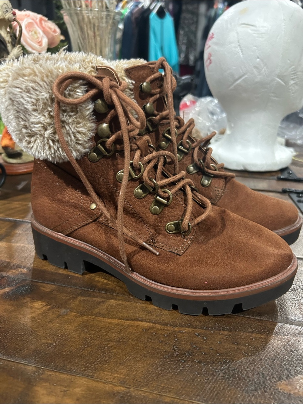Cliffs by WHITE MOUNTAIN Brown Suede Lace-Up Faux Fur Ankle Boots